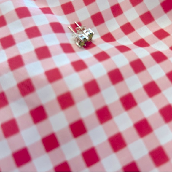 Green Solitaire studs - Picture 2 of 4